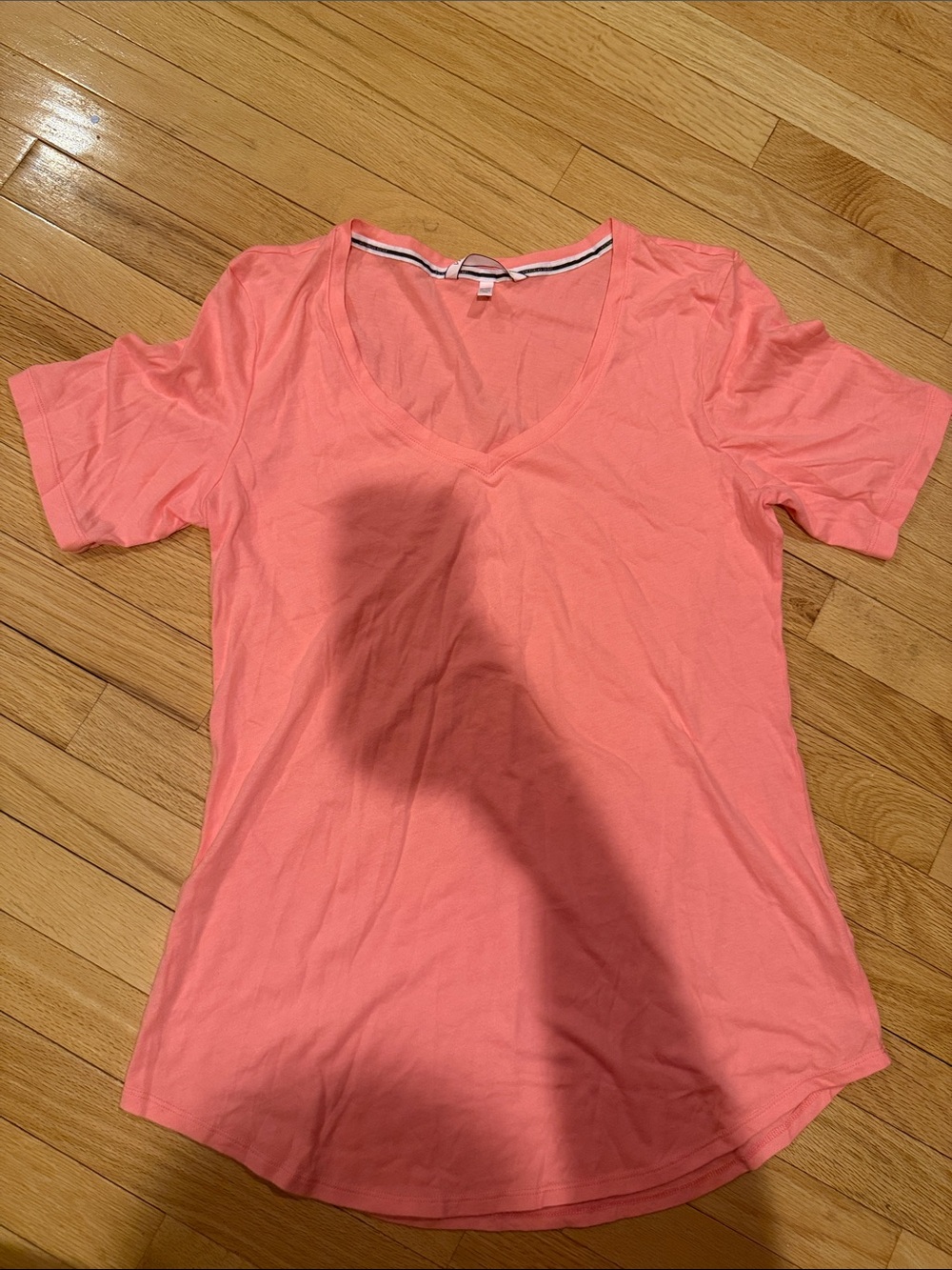NWOT XL Women's Victoria’s Secret V-Neck Tee - Coral Pink